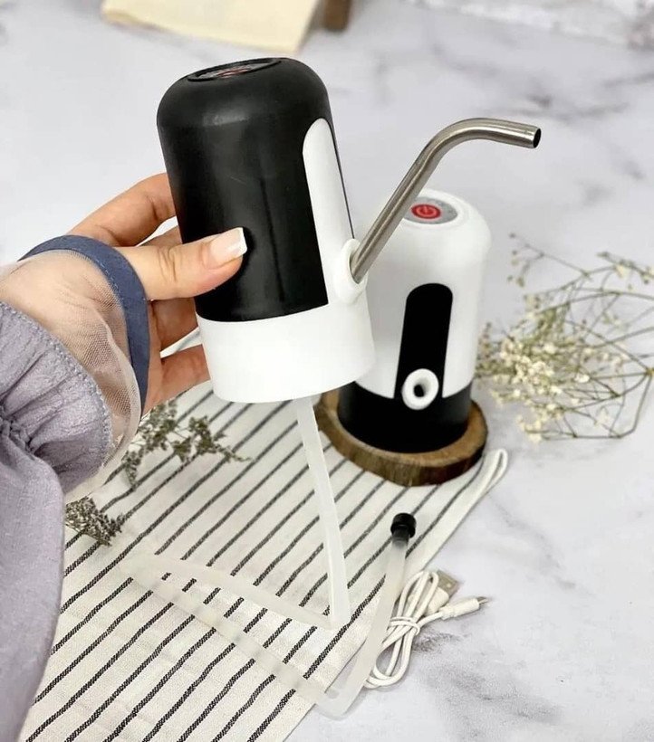 پمپ اب شارژی